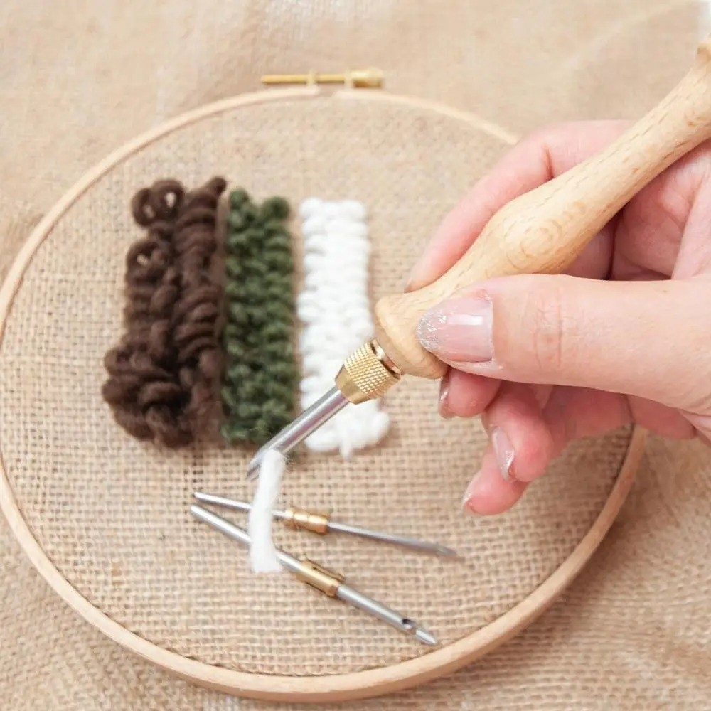 Punch Needle Kit - 2.5mm/3.5mm/5mm パンチニードルセット 木製ハンドル クリエイティブ刺繍ステッチペン 交換可能なヘッド DIYクラフトパンチステッチキット