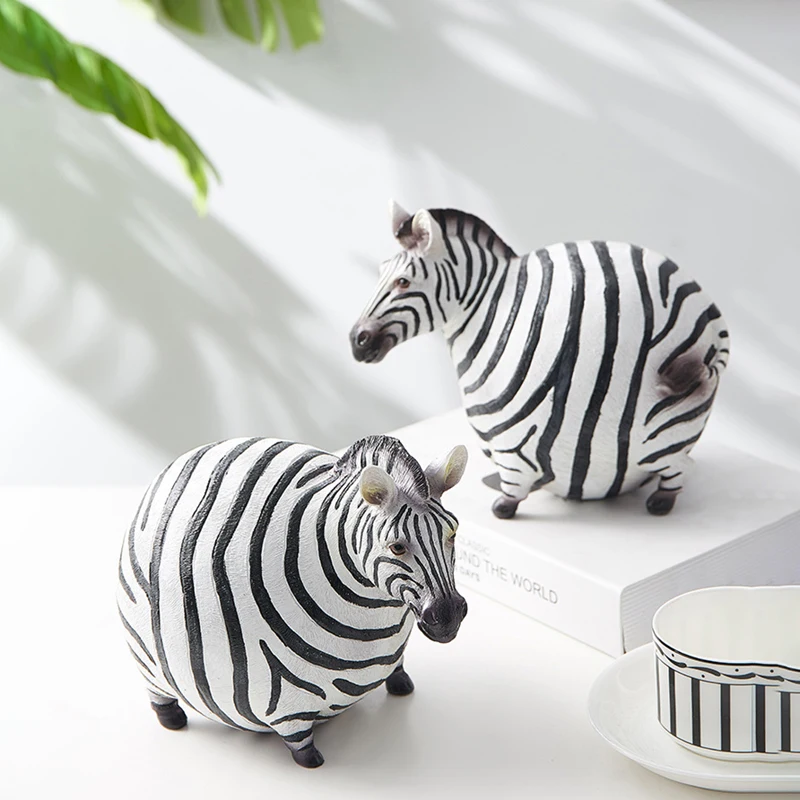 北欧風クリエイティブ樹脂製キュートな太ったシマウマの置物、動 - Art Craft Zebra のレビューと価格